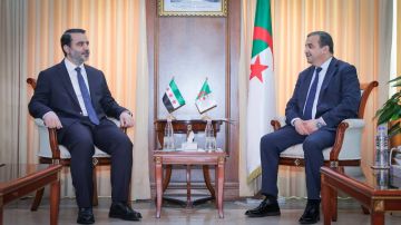 الشيباني يبحث في الجزائر تعزيز التعاون الثنائي في الطاقة والزراعة والعلاقات المشتركة
