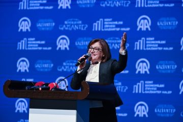 رئيسة بلدية غازي عنتاب تدعو لإحياء خط الحجاز التاريخي وتعزيز التعاون مع سوريا رئيسة بلدية غازي عنتاب تدعو لإحياء خط الحجاز التاريخي وتعزيز التعاون مع سوريا