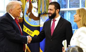 ترامب : قالوا لي لا تضع الشرع رئيسا لسوريا لكنه يبلي بلاء حسنا ( فيديو ) ترامب : قالوا لي لا تضع الشرع رئيسا لسوريا لكنه يبلي بلاء حسنا ( فيديو )