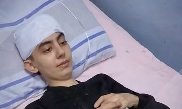 طالبة في جامعة الفرات تدخل في غيبوبة بسبب سوء التشخيص و تعاني من استسقاء في الدماغ ( فيديو )