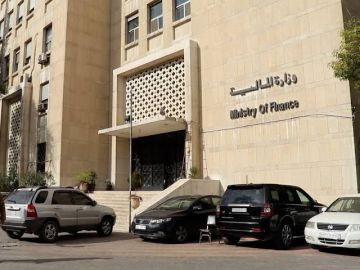وزير المالية: صرف معاشات المتقاعدين خلال الأيام القادمة متضمنة الزيادة