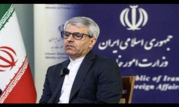 أول رد رسمي من طهران على الاتفاق الذي أعلن عنه ترامب أول رد رسمي من طهران على الاتفاق الذي أعلن عنه ترامب