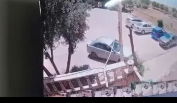 سطو مسلح يوثقه تسجيل مصور في حماة سطو مسلح يوثقه تسجيل مصور في حماة