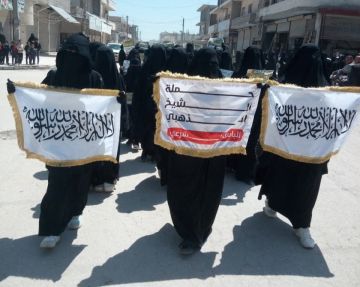 الشيخ الذهبي ينشط في الجامعات السورية.. ووصل إلى كلية الطب في جامعة دمشق الشيخ الذهبي ينشط في الجامعات السورية.. ووصل إلى كلية الطب في جامعة دمشق