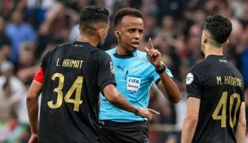 بعد رفض الولايات المتحدة استقباله .. الاتحاد الأوروبي يختار الحكم الصومالي عمر أرتان لإدارة نهائي كأس السوبر بعد رفض الولايات المتحدة استقباله .. الاتحاد الأوروبي يختار الحكم الصومالي عمر أرتان لإدارة نهائي كأس السوبر