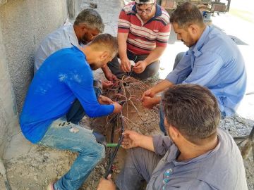 صيانة كابل هاتف رئيسي في حي الجورة بدير الزور بعد تعرضه للتعدي صيانة كابل هاتف رئيسي في حي الجورة بدير الزور بعد تعرضه للتعدي
