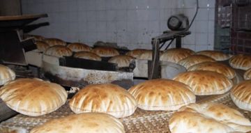 غياب الخبز رغم توفر المازوت يزيد أعباء المعيشة في الحسكة غياب الخبز رغم توفر المازوت يزيد أعباء المعيشة في الحسكة