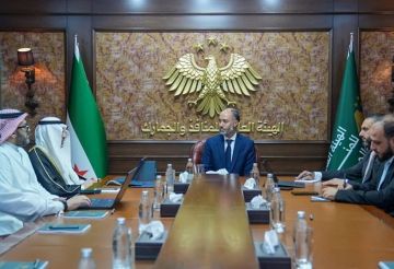 وفد استثماري سعودي في دمشق وطروحات حول مقومات المناطق الحرة والمرافئ السورية وفد استثماري سعودي في دمشق وطروحات حول مقومات المناطق الحرة والمرافئ السورية