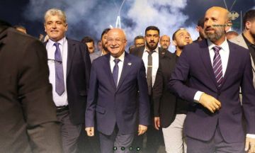 بعد خمسة أشهر من العمل.. افتتاح جسر الرشيد في الرقة وإعادة ربط ضفتي الفرات بعد خمسة أشهر من العمل.. افتتاح جسر الرشيد في الرقة وإعادة ربط ضفتي الفرات