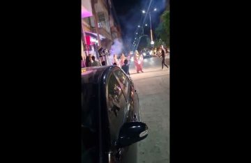 حفل افتتاح صالون تجميل نسائي في النبك يثير جدل واسع حفل افتتاح صالون تجميل نسائي في النبك يثير جدل واسع