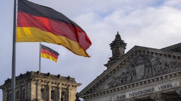 فاديفول: ألمانيا ستخفض وجودها العسكري في العراق دون أن تنسحب كليا من المنطقة فاديفول: ألمانيا ستخفض وجودها العسكري في العراق دون أن تنسحب كليا من المنطقة