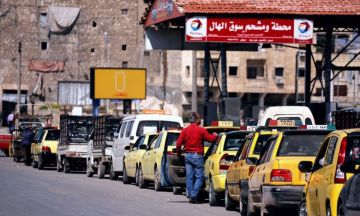 وزارة الطاقة تصدر بيانا توضيحيا لأسباب أزمة البنزين في البلاد وزارة الطاقة تصدر بيانا توضيحيا لأسباب أزمة البنزين في البلاد
