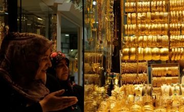 تراجع الذهب يمحو 155 مليار دولار من ثروة الأتراك تراجع الذهب يمحو 155 مليار دولار من ثروة الأتراك