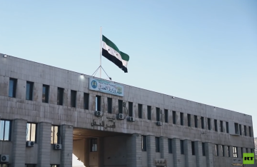 شهادات في محاكمة مفتي سوريا السابق تكشف تمويل مجموعات مسلحة وابتزاز ذوي المعتقلين شهادات في محاكمة مفتي سوريا السابق تكشف تمويل مجموعات مسلحة وابتزاز ذوي المعتقلين