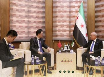 وزير النقل يسعى لجذب استثمارات صينية في مجال إعادة تأهيل البنية التحتية وزير النقل يسعى لجذب استثمارات صينية في مجال إعادة تأهيل البنية التحتية