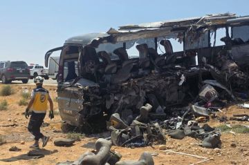 وفاة 35 وإصابة 30 بتصادم حافلتين في سوريا