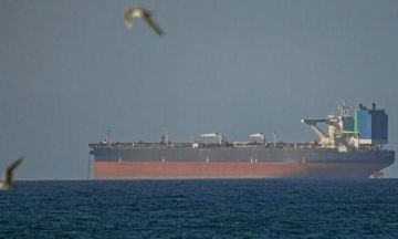 إيران تعلن الاتفاق مع عمان على ممر ملاحي آمن في مضيق هرمز إيران تعلن الاتفاق مع عمان على ممر ملاحي آمن في مضيق هرمز