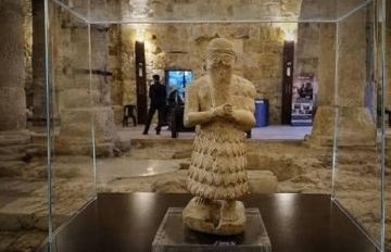 سوريا تستعيد 23 قطعة أثرية من فرنسا بعد عودة العلاقات الدبلوماسية بين البلدين سوريا تستعيد 23 قطعة أثرية من فرنسا بعد عودة العلاقات الدبلوماسية بين البلدين