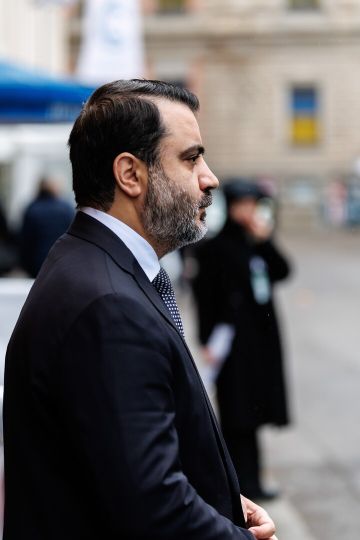 إعلام عبري يكشف تفاصيل عن اجتماع الشيباني ورئيس الموساد إعلام عبري يكشف تفاصيل عن اجتماع الشيباني ورئيس الموساد