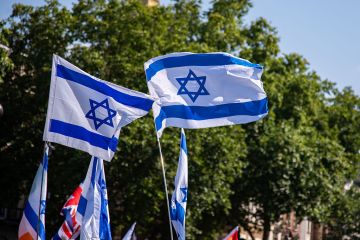 الخارجية الإسرائيلية تختار قلعة دمشق خلفية لانتقاد الجيش السوري الجديد الخارجية الإسرائيلية تختار قلعة دمشق خلفية لانتقاد الجيش السوري الجديد