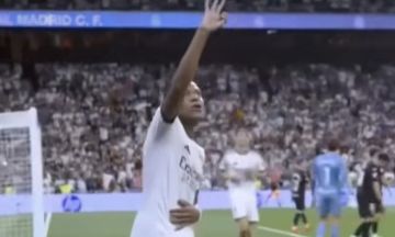 هاتريك مبابي يقود ريال مدريد لفوز كبير على ريال سوسيداد في البرنابيو هاتريك مبابي يقود ريال مدريد لفوز كبير على ريال سوسيداد في البرنابيو