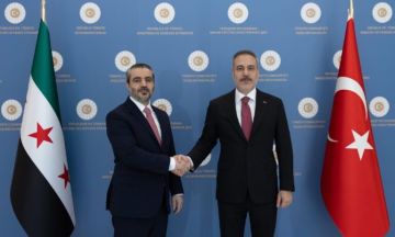 الشيباني يلتقي نظيره التركي في أنقرة الشيباني يلتقي نظيره التركي في أنقرة
