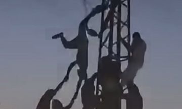 نجاة عامل صيانة بعد تعرضه لصعقة كهربائية فوق عمود في ريف دير الزور