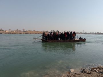 إيقاف العبارات النهرية في البوكمال بشكل فوري وتشديد إجراءات السلامة إيقاف العبارات النهرية في البوكمال بشكل فوري وتشديد إجراءات السلامة