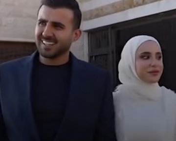 الشيخ الذهبي يهاجم الشرع بسبب حفل زفاف ابنة شقيقه ثم يحذف منشوره (فيديو) الشيخ الذهبي يهاجم الشرع بسبب حفل زفاف ابنة شقيقه ثم يحذف منشوره (فيديو)