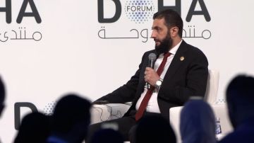 سوريا تعلق بعد انتهاء مهلة ترامب لرفع اسمها من قائمة الدول الراعية للإرهاب سوريا تعلق بعد انتهاء مهلة ترامب لرفع اسمها من قائمة الدول الراعية للإرهاب