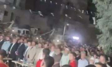 الكهرباء تعود إلى حي السكري بحلب بعد سنوات من الانقطاع.. وتأهيل 30 مركز تحويل لخدمة 25 ألف مستفيد