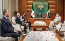 عقب توقيع اتفاقيات في عدة مجالات... الشرع يلتقي وزير النقل السعودي بدمشق