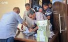 صرف مستحقات فواتير القمح لعدد من الفلاحين في عامودا بريف الحسكة
