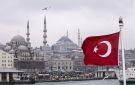 أنقرة تنفي تواجد قواتها في قاعدة أبو الظهور وتدين بشدة الغارات الإسرائيلية على سوريا