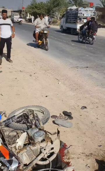 حادث سير في مدينة القورية بريف ديرالزور الشرقي حادث سير في مدينة القورية بريف ديرالزور الشرقي