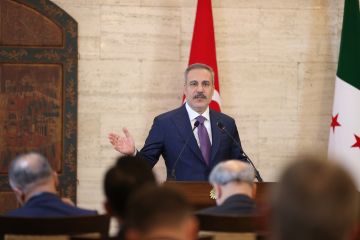 فيدان: إسرائيل تمثل التهديد الأكثر قدرة على جر سوريا إلى حالة من عدم الاستقرار فيدان: إسرائيل تمثل التهديد الأكثر قدرة على جر سوريا إلى حالة من عدم الاستقرار
