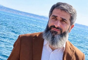 اغتيال قيادي سابق في هيئة تحرير الشام داخل منزله بريف إدلب اغتيال قيادي سابق في هيئة تحرير الشام داخل منزله بريف إدلب