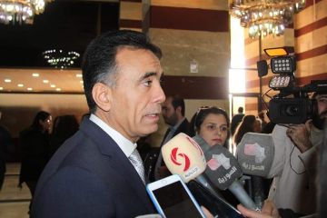 سوريا.. الحجز على ممتلكات وزير التربية السابق و52 شخصا من عائلته سوريا.. الحجز على ممتلكات وزير التربية السابق و52 شخصا من عائلته