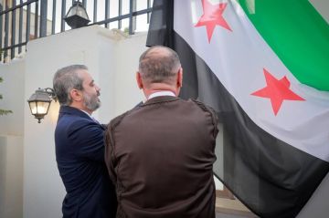 سوريا وليبيا... شراكة متوسطية تفتح البوابة الأفريقية سوريا وليبيا... شراكة متوسطية تفتح البوابة الأفريقية