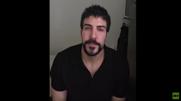 من احتجاز شقيقه إلى إخلاء منزل أسرته.. الفنان لجين إسماعيل يخرج عن صمته من احتجاز شقيقه إلى إخلاء منزل أسرته.. الفنان لجين إسماعيل يخرج عن صمته