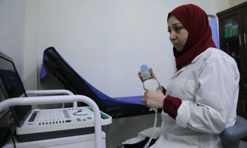 الأناضول: تخرجت من تركيا .. كوادر صحية سورية تفتتح مركزا طبيا باللاذقية الأناضول: تخرجت من تركيا .. كوادر صحية سورية تفتتح مركزا طبيا باللاذقية