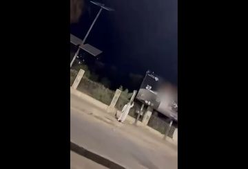تمزيق إعلانات حفل أصالة نصري في دمشق (فيديو)