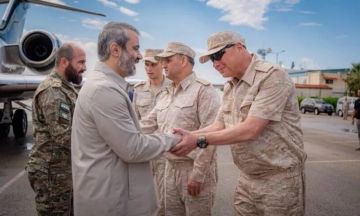 الشيباني يزور مطار اللاذقية و يلتقي مسؤولين روس الشيباني يزور مطار اللاذقية و يلتقي مسؤولين روس