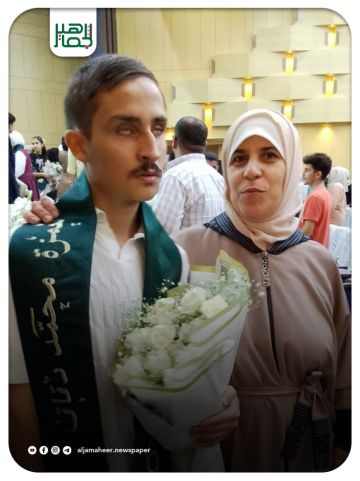 محافظة حلب تكرم المتفوقين في الشهادتين الإعدادية والثانوية بينهم 16من أصحاب الإرادة الاستثنائية محافظة حلب تكرم المتفوقين في الشهادتين الإعدادية والثانوية بينهم 16من أصحاب الإرادة الاستثنائية