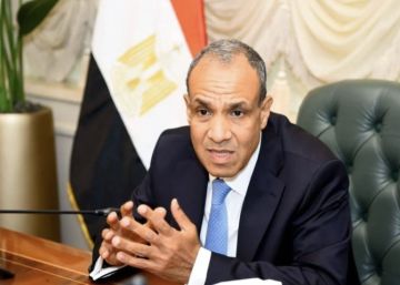 وزير الخارجية المصري: العلاقات مع سوريا تمضي قدما وفي اتجاهها الطبيعي وزير الخارجية المصري: العلاقات مع سوريا تمضي قدما وفي اتجاهها الطبيعي