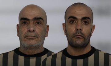 الأمن الداخلي يعتقل أبا وابنه بتهمة التخابر لصالح أجهزة نظام الأسد وتسريب إحداثيات عسكرية ومدنية الأمن الداخلي يعتقل أبا وابنه بتهمة التخابر لصالح أجهزة نظام الأسد وتسريب إحداثيات عسكرية ومدنية