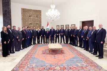 عون يستقبل وفدا وزاريا سوريا ويطرح فكرة التكامل الاقتصادي الإقليمي عون يستقبل وفدا وزاريا سوريا ويطرح فكرة التكامل الاقتصادي الإقليمي