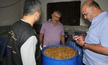 محافظة حماة : ضبط مستودع لإنتاج العرق داخل مطبخ مقام ديني بريف حماة محافظة حماة : ضبط مستودع لإنتاج العرق داخل مطبخ مقام ديني بريف حماة