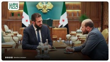 سانا: الرئيس أحمد الشرع يبحث مع وزير الطاقة محمد البشير واقع قطاع الطاقة في سوريا، وملف المحروقات وسبل تطوير منظومة الطاقة وتعزيز كفاءتها. سانا: الرئيس أحمد الشرع يبحث مع وزير الطاقة محمد البشير واقع قطاع الطاقة في سوريا، وملف المحروقات وسبل تطوير منظومة الطاقة وتعزيز كفاءتها.