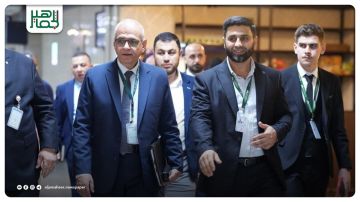 وفد وزارة الطيران المدني وسلطة الطيران المدني المصرية في زيارة لمطار حلب الدولي لاستئناف الرحلات الجوية بين البلدين وفد وزارة الطيران المدني وسلطة الطيران المدني المصرية في زيارة لمطار حلب الدولي لاستئناف الرحلات الجوية بين البلدين
